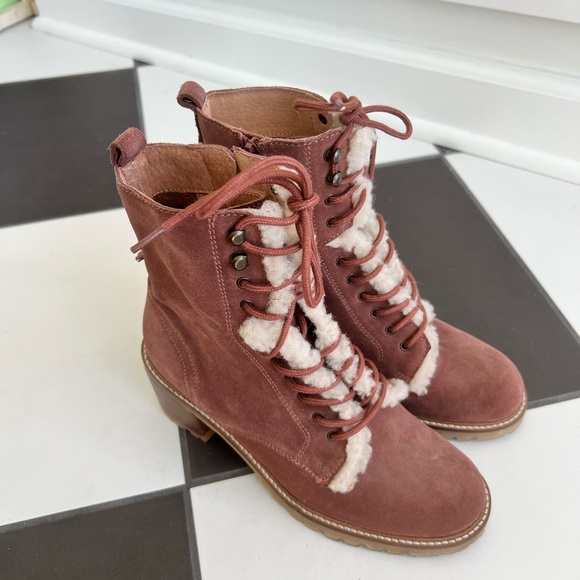 Anthropologie Seychelles muted pink Sherpa boots - never worn NEW - Picture 8 of 9